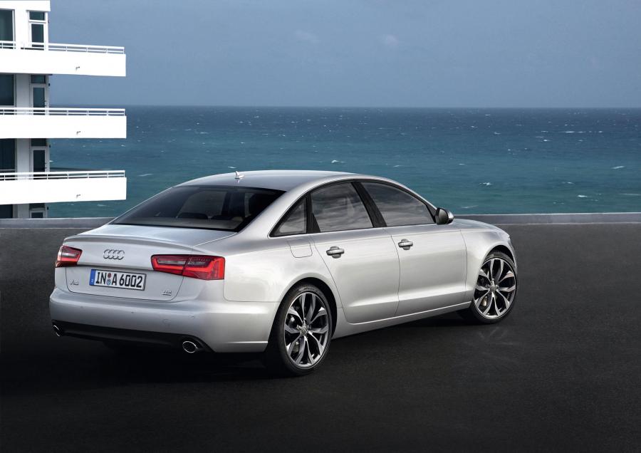  Audi A6 3.0 TDI Sedan (4G, C7) 2011 года  (WW) (фото 16 из 74)